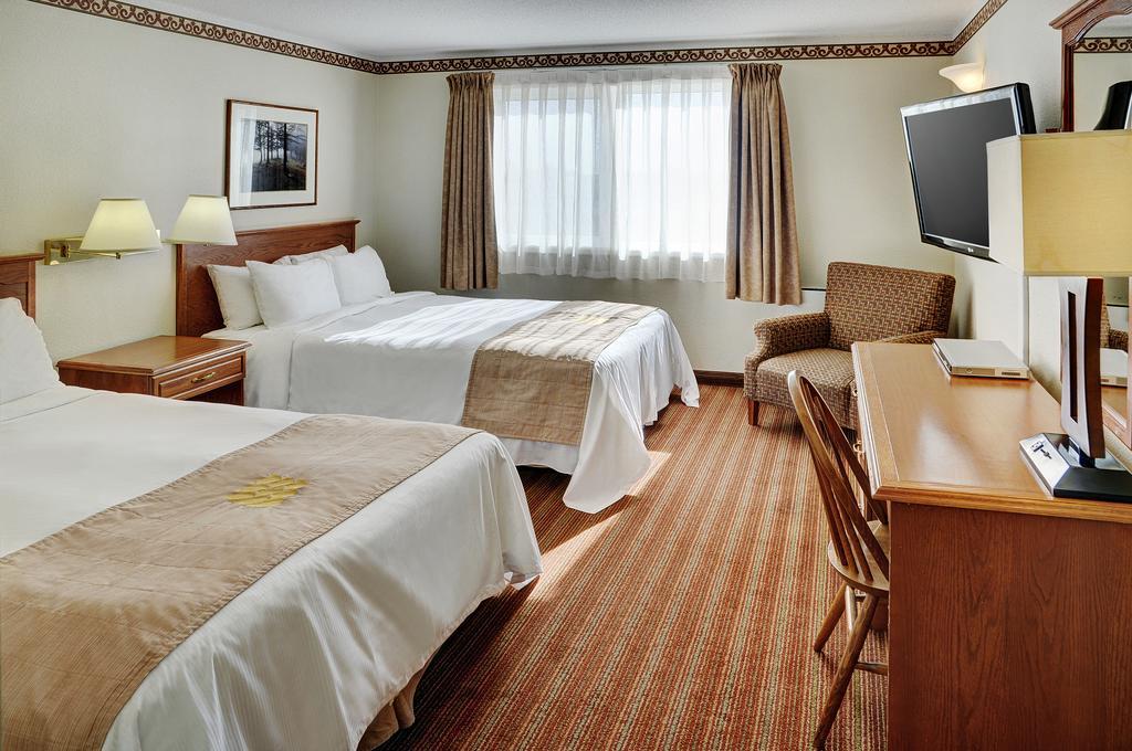 Lakeview Inns & Suites - Brandon Exteriér fotografie