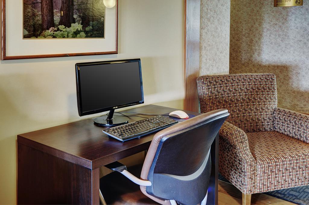 Lakeview Inns & Suites - Brandon Exteriér fotografie